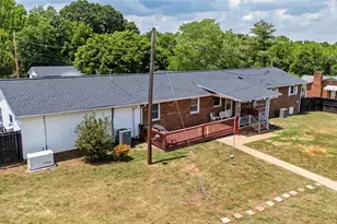 4010 Hillcrest Ct, Sophia, NC 27350 - Photo 16
