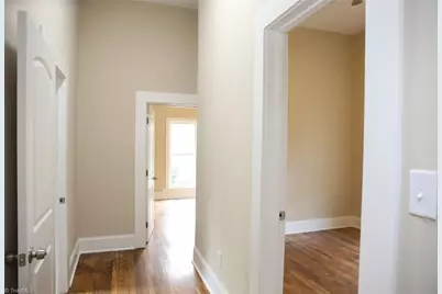 407 Cedar Street #B, Greensboro, NC 27401 - Photo 12