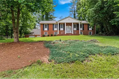 4220 Mashie Drive, Pfafftown, NC 27040 - Photo 2