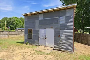 6997 Arden Rd, Thomasville, NC 27360 - Photo 32