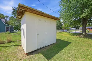 6997 Arden Rd, Thomasville, NC 27360 - Photo 36