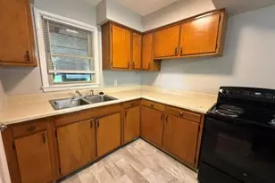2005 Bertie St, Greensboro, NC 27403 - Photo 6