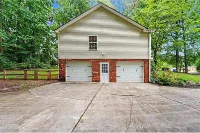431 Lakecrest Drive, Kernersville, NC 27284 - Photo 26