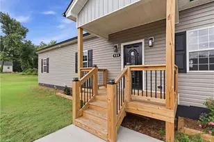 616 S Elm St, High Point, NC 27260 - Photo 2