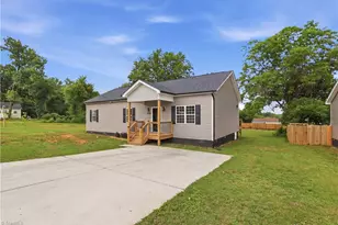 616 S Elm St, High Point, NC 27260 - Photo 18