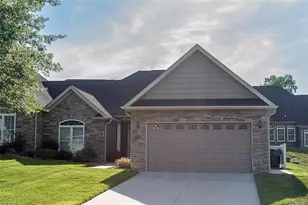 121 Greystone Ln, Mount Airy, NC 27030 - Photo 2