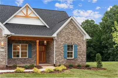 228 Avian Lane, Winston-Salem, NC 27127 - Photo 2