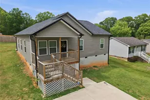 1467 Pollard Ave, Burlington, NC 27217 - Photo 1