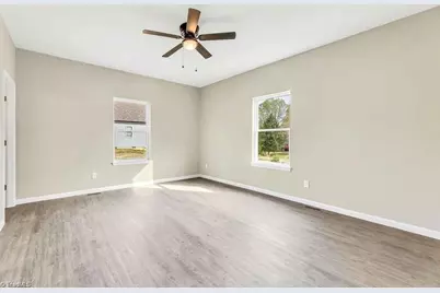 1467 Pollard Avenue, Burlington, NC 27217 - Photo 16