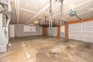 720 Wallridge Dr, Winston-Salem, NC 27106 - Photo 44