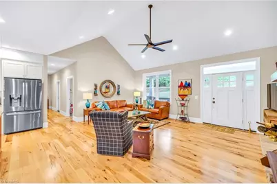 261 Vine Street, Jefferson, NC 28640 - Photo 12