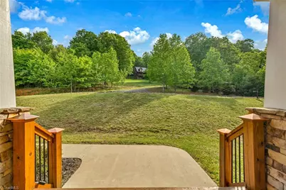 261 Vine Street, Jefferson, NC 28640 - Photo 8