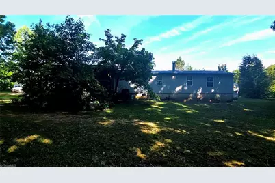 9661 Hampton Road, Lexington, NC 27295 - Photo 24
