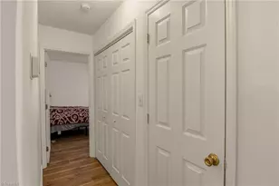1640 Hill Ct, Winston-Salem, NC 27107 - Photo 10