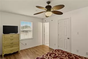 1640 Hill Ct, Winston-Salem, NC 27107 - Photo 12