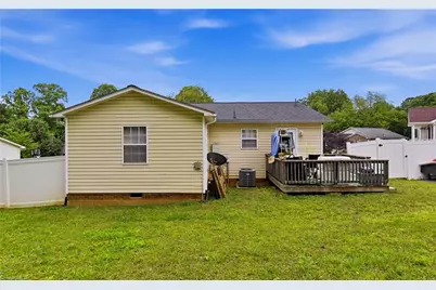 1640 Hill Court, Winston-Salem, NC 27107 - Photo 16