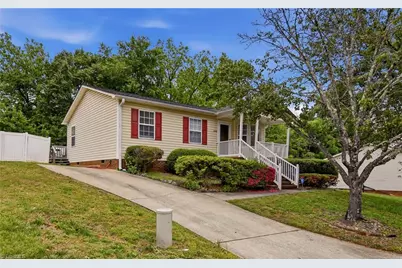 1640 Hill Court, Winston-Salem, NC 27107 - Photo 4