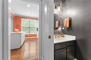 6010 Kempsford Ct, Kernersville, NC 27284 - Photo 12