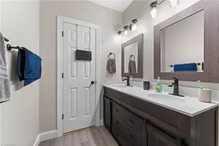 6010 Kempsford Ct, Kernersville, NC 27284 - Photo 38