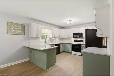 7179 Blackmoor Road, Kernersville, NC 27284 - Photo 10