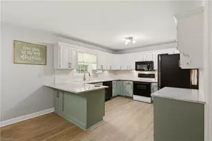 7179 Blackmoor Rd, Kernersville, NC 27284 - Photo 10