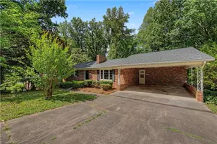 3761 Spaulding Dr, Winston-Salem, NC 27105 - Photo 2