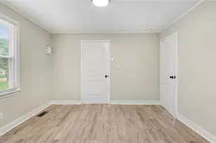 532 Cranbrook St, Greensboro, NC 27407 - Photo 12