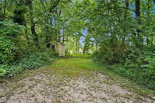 532 Cranbrook St, Greensboro, NC 27407 - Photo 30