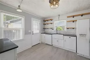 601 Shelby Dr, Greensboro, NC 27409 - Photo 14