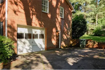 3030 Prytania Road, Winston-Salem, NC 27106 - Photo 4