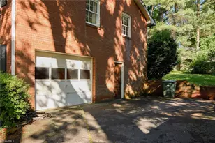 3030 Prytania Rd, Winston-Salem, NC 27106 - Photo 4