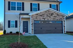 629 Cam Cir, High Point, NC 27265 - Photo 2