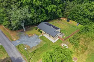 434 Callicut St, Asheboro, NC 27203 - Photo 2
