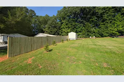 2474 Woodridge Drive, Asheboro, NC 27205 - Photo 6