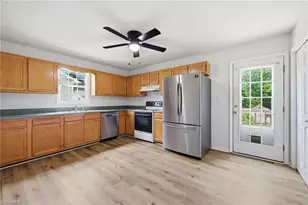 125 Bellevue Dr, High Point, NC 27265 - Photo 4