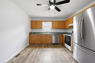 125 Bellevue Dr, High Point, NC 27265 - Photo 6