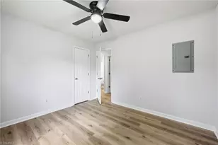 125 Bellevue Dr, High Point, NC 27265 - Photo 12