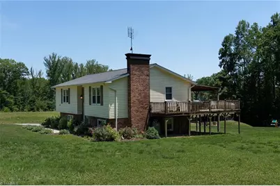 1744 R Chipman Drive, Yadkinville, NC 27055 - Photo 4