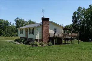 1744 R Chipman Dr, Yadkinville, NC 27055 - Photo 4