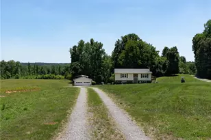 1744 R Chipman Dr, Yadkinville, NC 27055 - Photo 6
