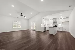 250 Old Heritage Rd, Randleman, NC 27317 - Photo 8