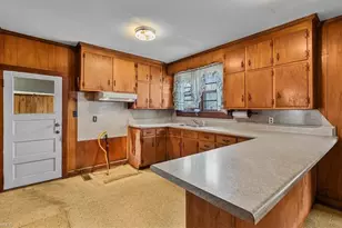 607 Thomas St, Reidsville, NC 27320 - Photo 10