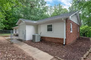 6404 Walnut Cove Rd, Walkertown, NC 27051 - Photo 34