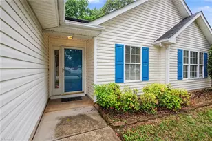 561 Whistling Swan Dr, Greensboro, NC 27406 - Photo 6
