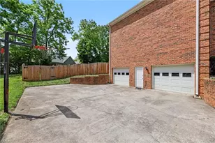 4504 Carriagebrook Ct, Clemmons, NC 27012 - Photo 36