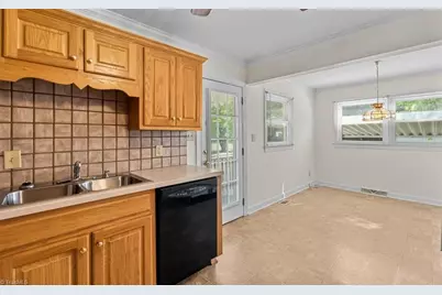 2706 Richard Street, Greensboro, NC 27405 - Photo 12