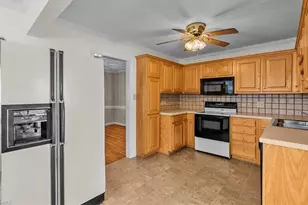 2706 Richard St, Greensboro, NC 27405 - Photo 10