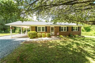 2186 Vienna Dozier Rd, Pfafftown, NC 27040 - Photo 2