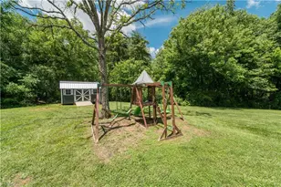 2186 Vienna Dozier Rd, Pfafftown, NC 27040 - Photo 6