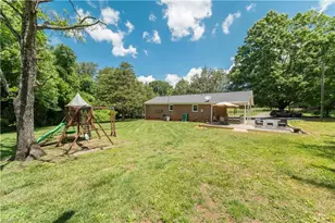 2186 Vienna Dozier Rd, Pfafftown, NC 27040 - Photo 8